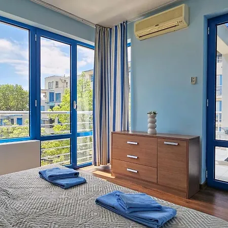 شقة Excelsior Sunny