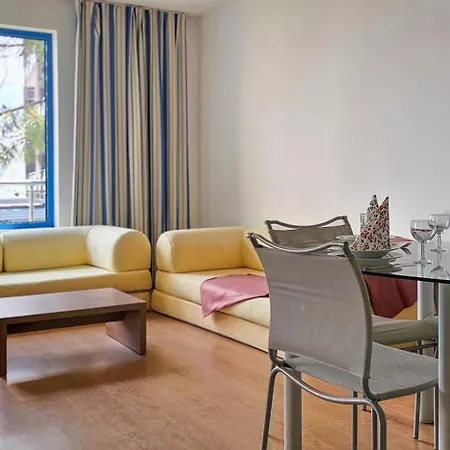 Excelsior Sunny Apartment
