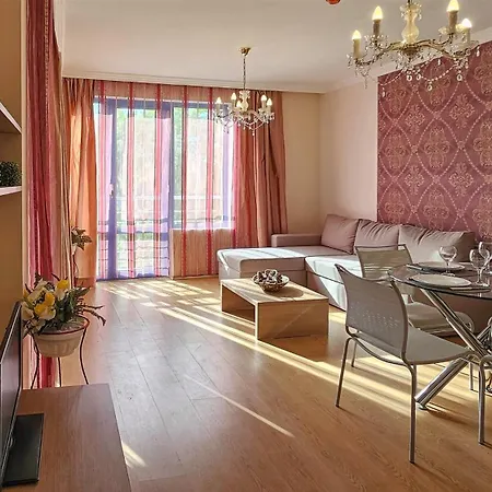Excelsior Sunny Apartment *