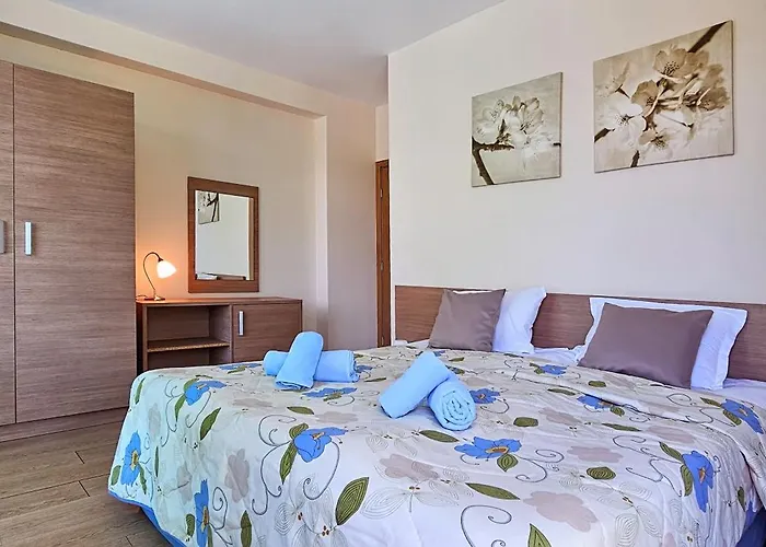 Excelsior Sunny Slantchev Briag